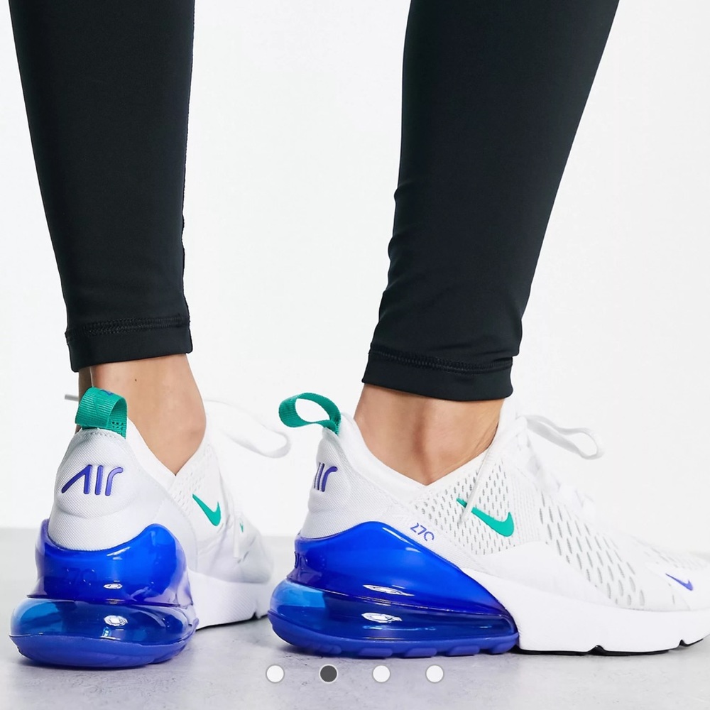 Nike Air Max 270 Sneakers in white and blue… Women’s size 9